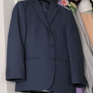 Van Heusen Men's Suit